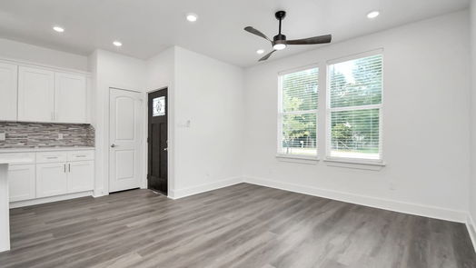 Conroe 1-story, 3-bed 211 S 5TH-idx