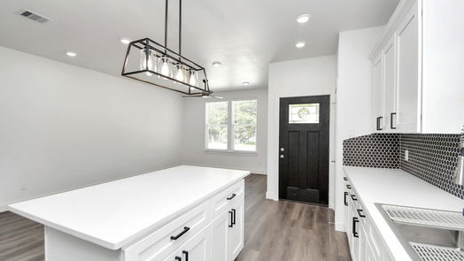 Conroe 1-story, 3-bed 211 S 5TH-idx