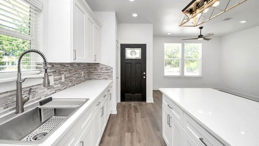Conroe 1-story, 3-bed 211 S 5TH-idx