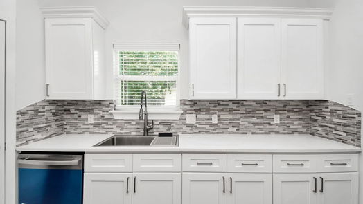 Conroe 1-story, 3-bed 211 S 5TH-idx