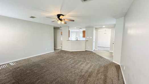 Conroe 1-story, 3-bed 2310 Shady Pine Drive-idx