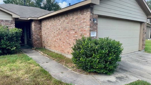 Conroe 1-story, 3-bed 830 N Katydid Court-idx