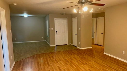 Conroe 1-story, 3-bed 830 N Katydid Court-idx