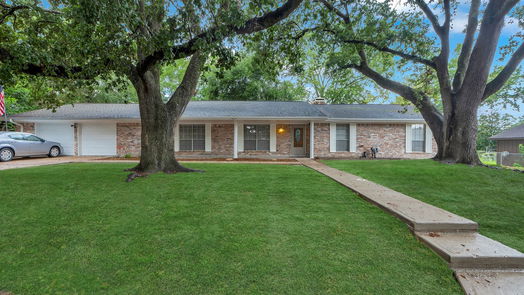 Conroe 1-story, 4-bed 1104 Hillcrest Drive-idx