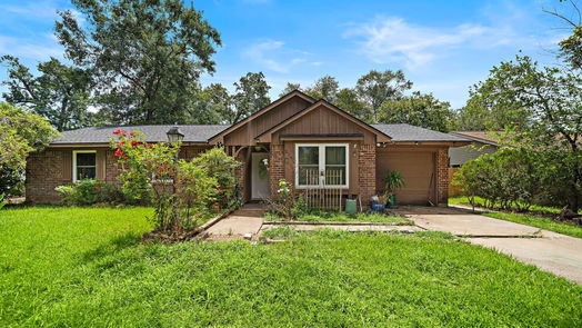 Conroe 1-story, 3-bed 216 Pine Hill Drive-idx