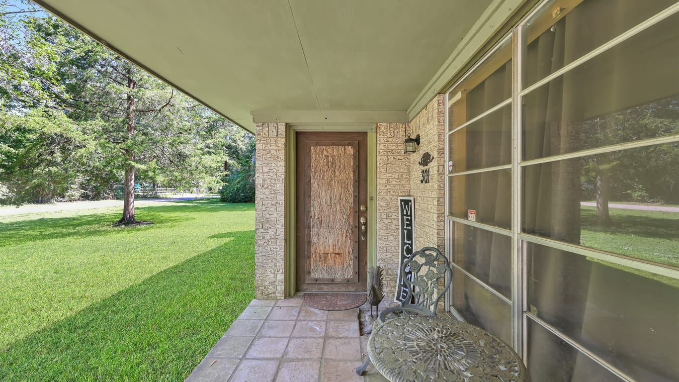 Conroe 1-story, 2-bed 301 Woodland Drive-idx