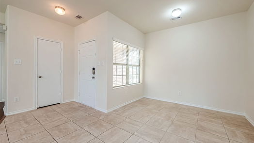 Conroe 1-story, 4-bed 809 N Katydid Court-idx