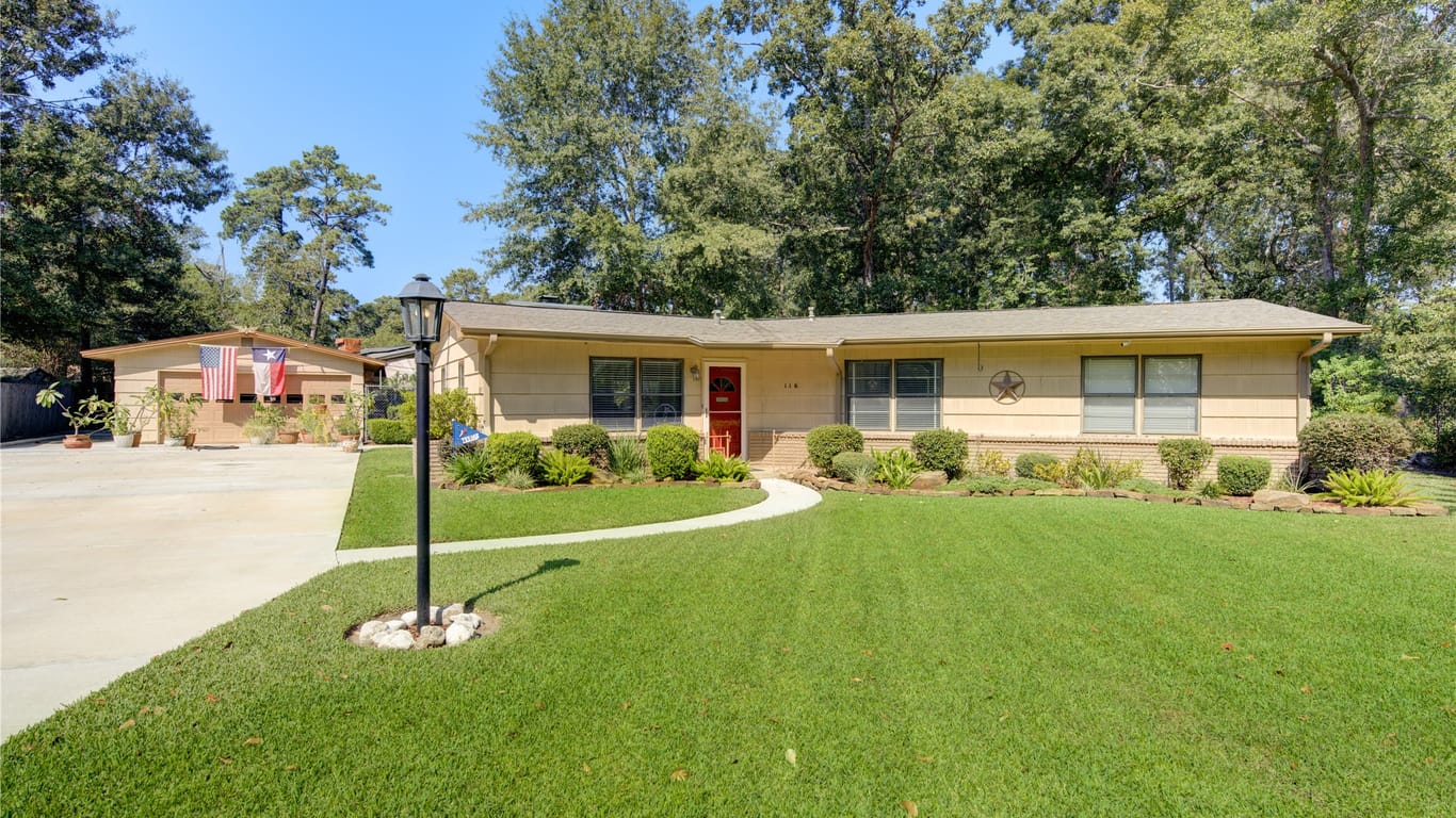 Conroe 1-story, 3-bed 116 N Woodsway Street E-idx