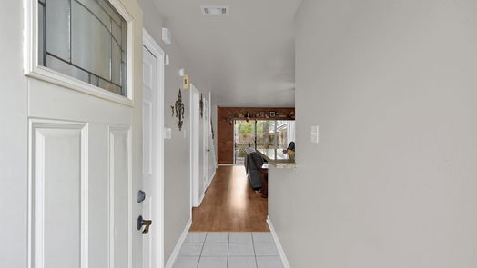 Conroe 2-story, 2-bed 2030 Plantation Drive D-idx