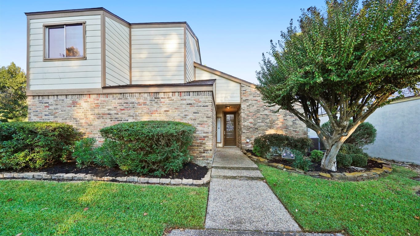 Conroe 2-story, 3-bed 711 Player Court-idx