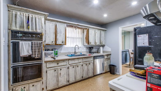 Conroe 1-story, 4-bed 712 Trevino Lane-idx