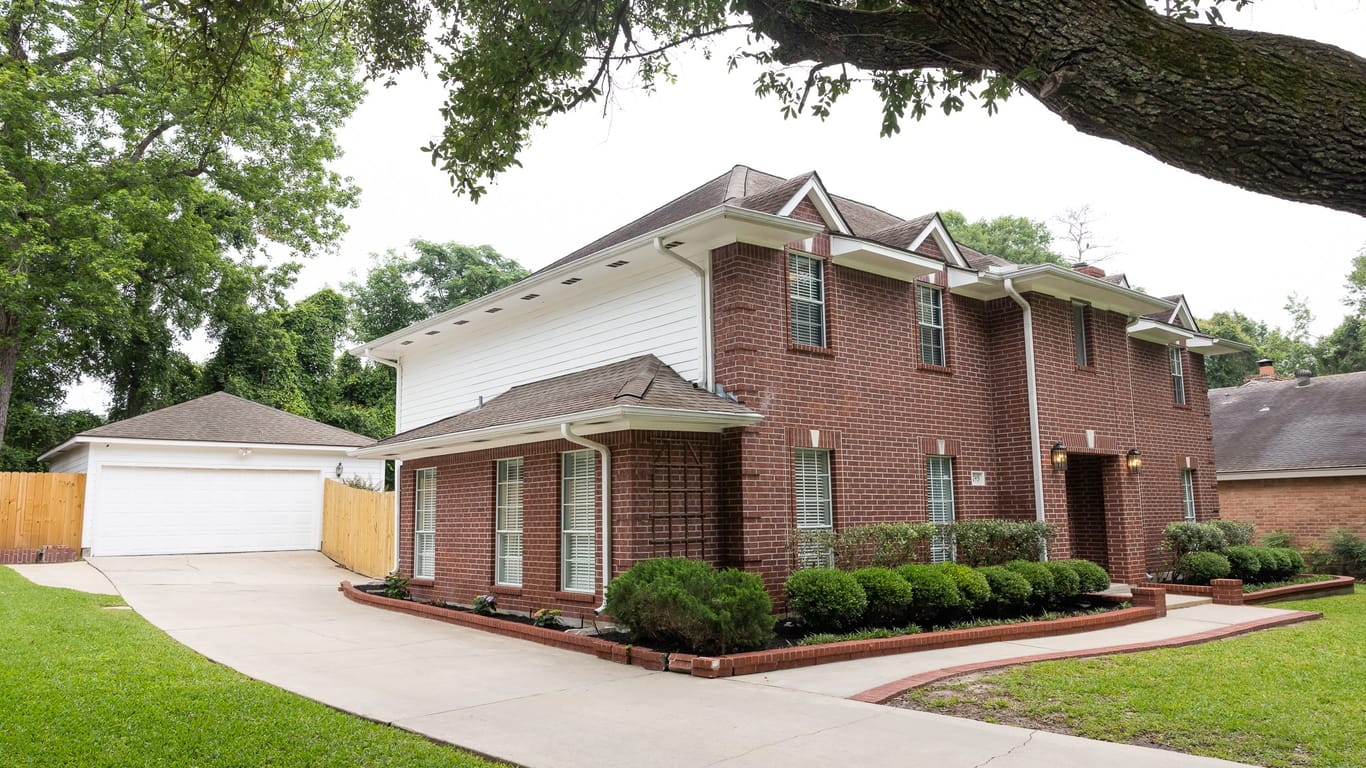 Conroe 2-story, 4-bed 749 Holly Springs Drive-idx