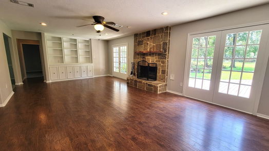 Conroe 2-story, 4-bed 508 River Plantation Drive-idx