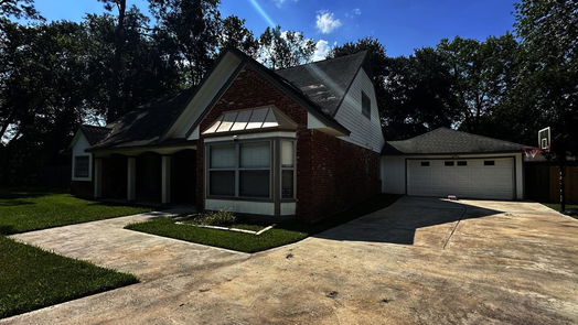 Conroe 2-story, 4-bed 543 Roanoke Drive-idx