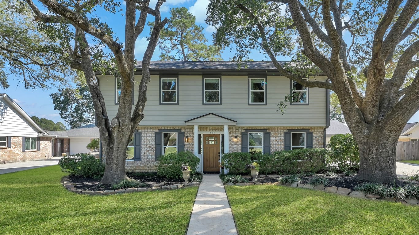 Conroe 2-story, 4-bed 726 River Plantation Drive-idx