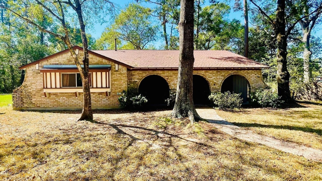 Conroe 1-story, 3-bed 18130 Whispering Pines Dr Drive-idx