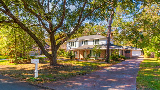 Conroe 2-story, 4-bed 470 Old Hickory Drive Drive-idx