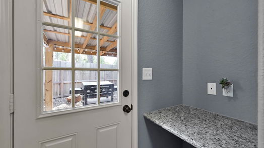 Conroe 1-story, 3-bed 12919 Royal Shores Drive-idx