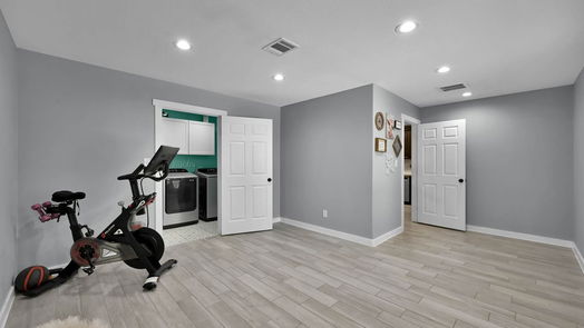 Conroe 1-story, 3-bed 12919 Royal Shores Drive-idx