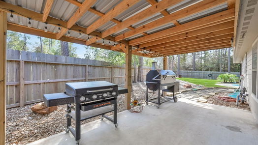 Conroe 1-story, 3-bed 12919 Royal Shores Drive-idx