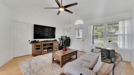 Conroe 1-story, 3-bed 10648 Royal York Drive-idx