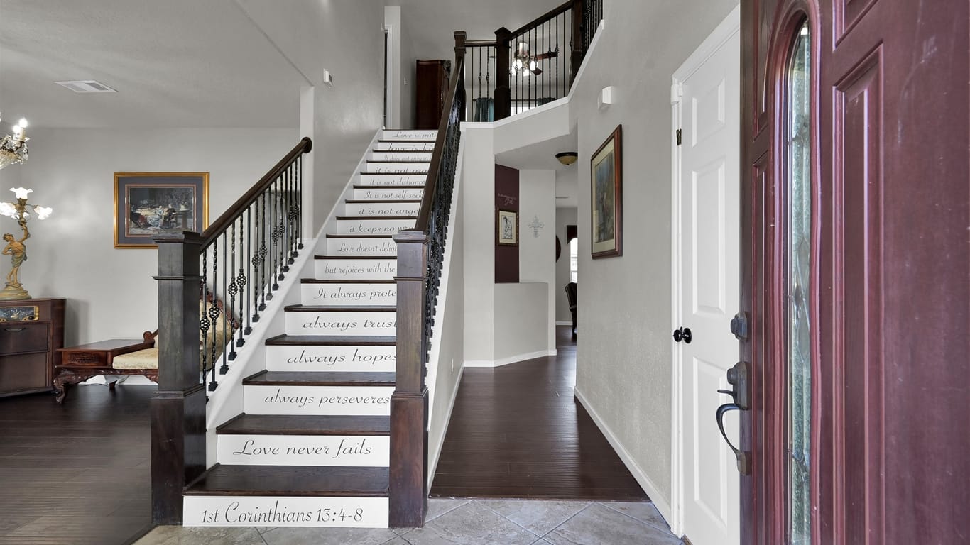 Conroe 2-story, 5-bed 1815 Northampton Drive-idx