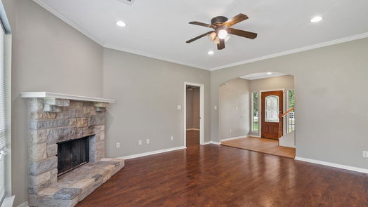 Conroe 2-story, 3-bed 10836 Northridge Drive-idx