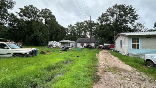 Conroe 1-story, 3-bed 15598 Firewood Drive-idx