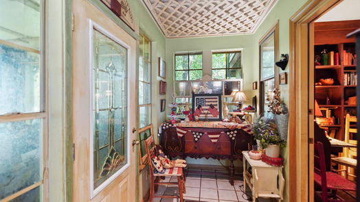 Conroe 2-story, 4-bed 11925 W Lakeshore Drive-idx