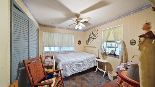 Conroe 2-story, 4-bed 11925 W Lakeshore Drive-idx
