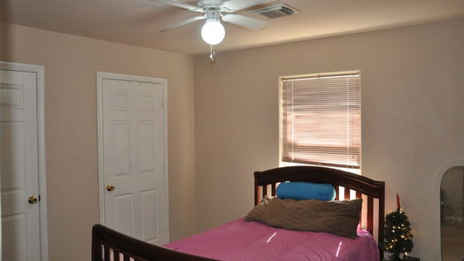 Conroe 1-story, 3-bed 10740 Royal York Drive-idx