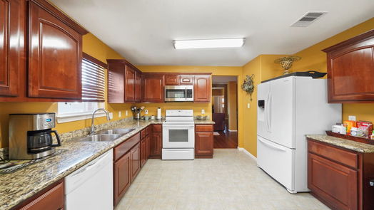 Conroe 1-story, 4-bed 312 Broken Pine Court-idx