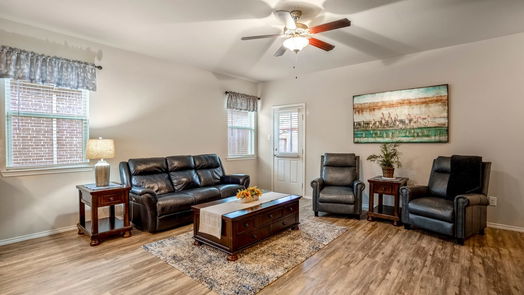 Conroe 1-story, 3-bed 11351 Dawn Beach Lane-idx