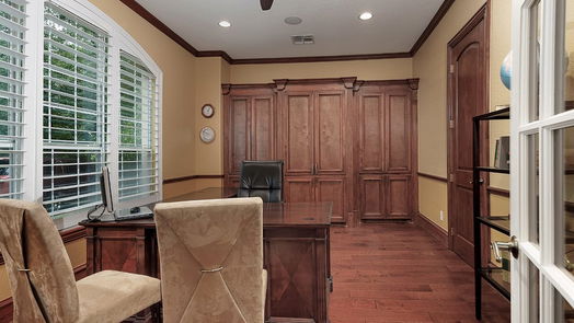 Conroe 3-story, 6-bed 6189 Hickory Hollow Lane-idx