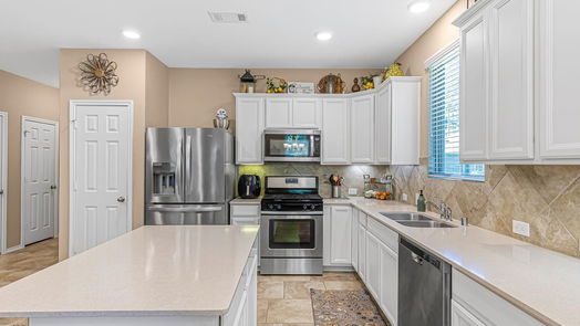 Conroe 1-story, 3-bed 4230 Roaring Timber Court-idx