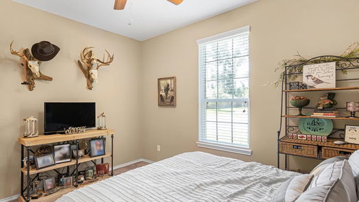 Conroe 1-story, 3-bed 4230 Roaring Timber Court-idx