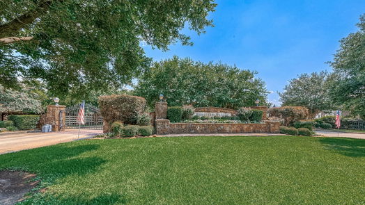 Conroe 1-story, 2-bed 5729 Lakeside Villas Court-idx