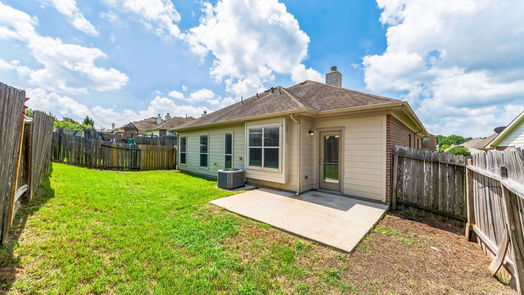 Conroe 1-story, 3-bed 2312 Jefferson Crossing Drive-idx