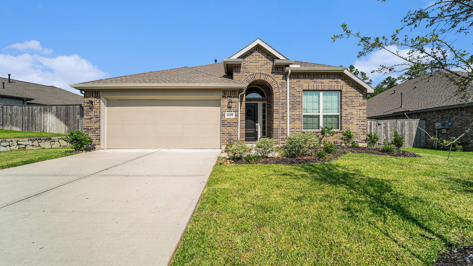 Conroe 1-story, 3-bed 6059 Heritage Creek Lane-idx