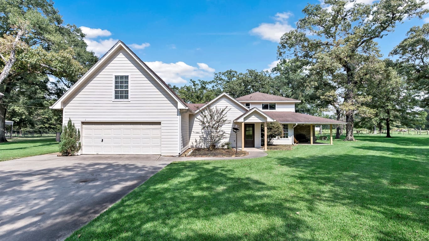 Conroe 2-story, 6-bed 6315 Old Highway 105 W-idx