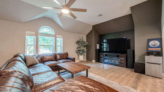 Conroe 2-story, 4-bed 2605 Woods Estates Drive-idx