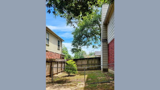 Conroe 2-story, 3-bed 1008 N Rivershire Drive-idx