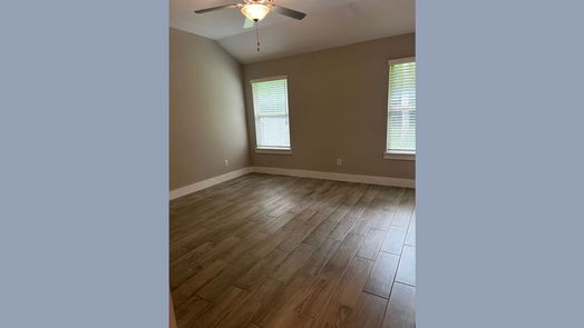 Conroe 1-story, 3-bed 309A Maple Lane-idx