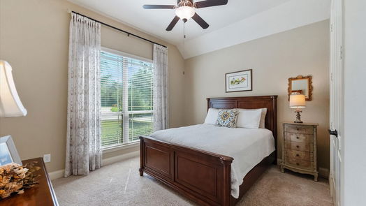 Conroe 1-story, 5-bed 1900 Graystone Hills Drive-idx