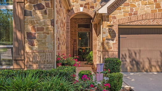 Conroe 1-story, 5-bed 1900 Graystone Hills Drive-idx