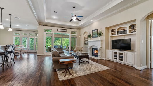 Conroe 1-story, 5-bed 1900 Graystone Hills Drive-idx