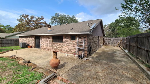 Conroe 1-story, 3-bed 178 Greenleaf Lane-idx