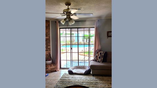 Conroe 1-story, 3-bed 178 Greenleaf Lane-idx