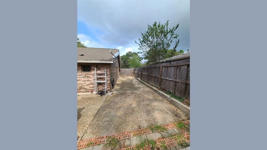 Conroe 1-story, 3-bed 178 Greenleaf Lane-idx