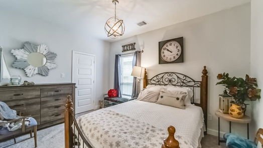 Conroe 1-story, 4-bed 143 Dove Springs Court-idx